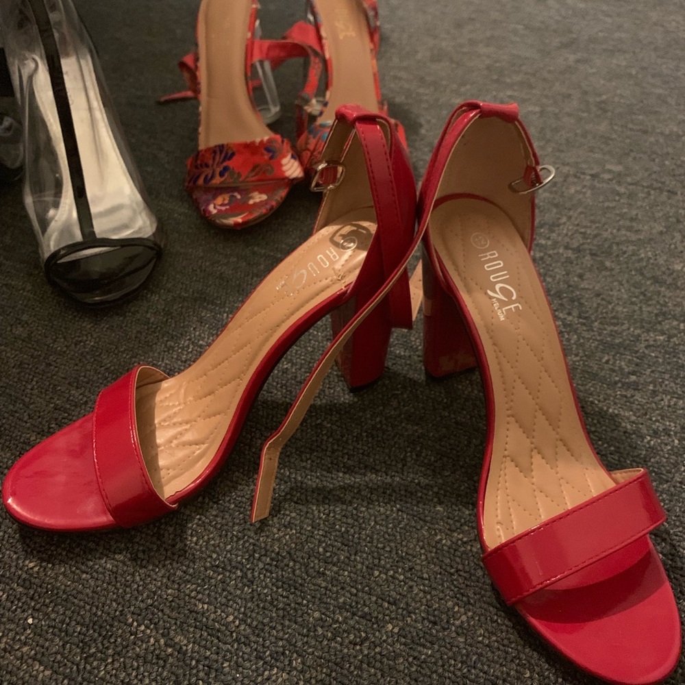 Shoes - Picture 5 of 5